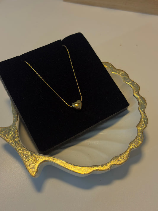 Minimal Heart Necklace