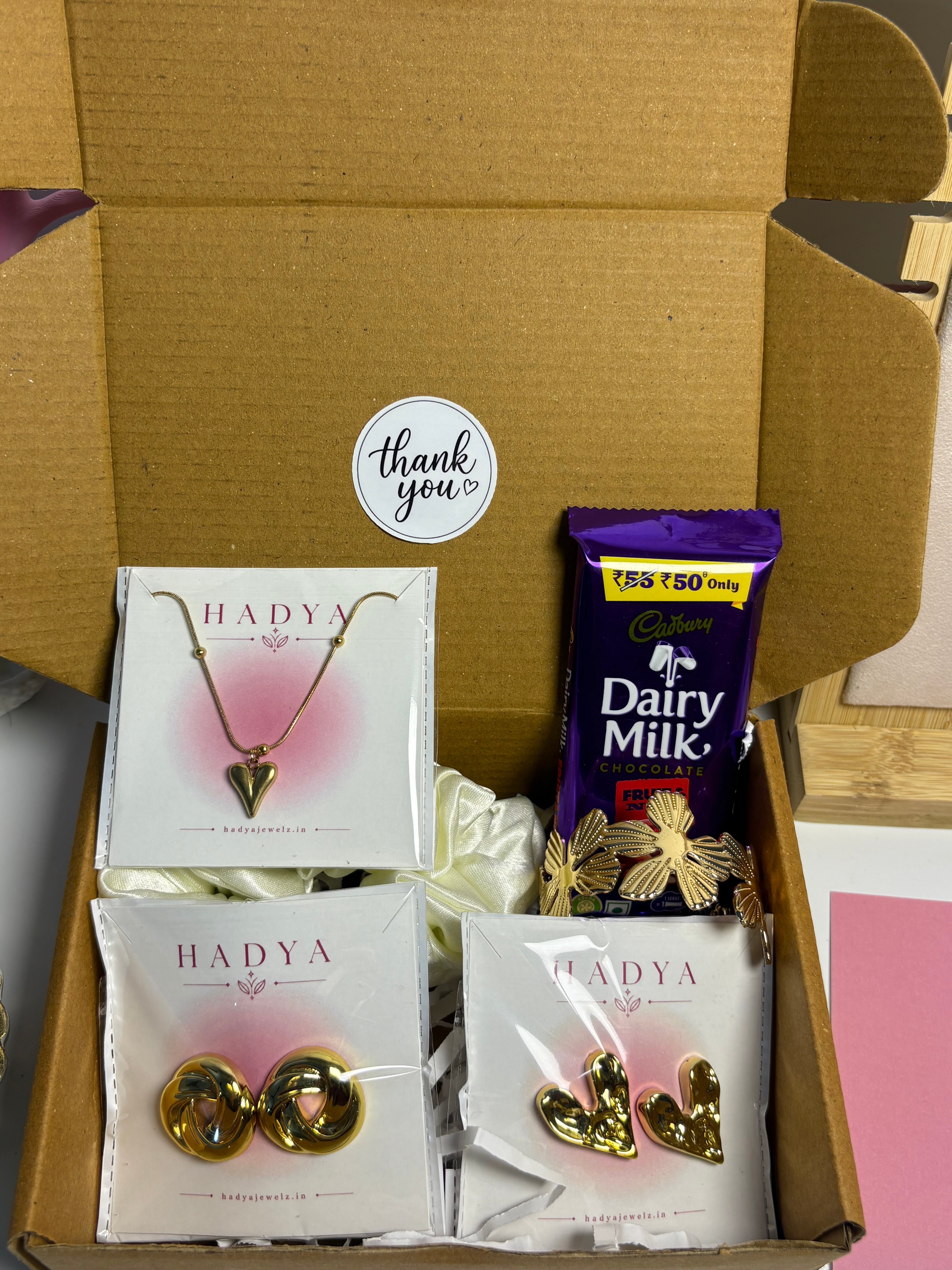 Golden Heart Gift Hamper ❤️