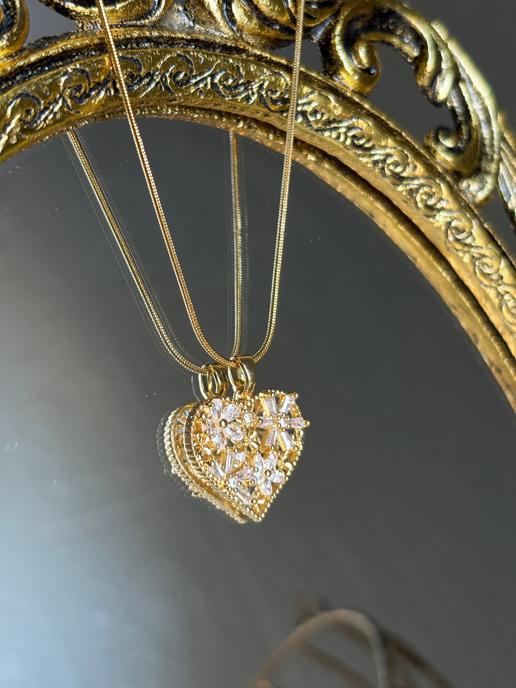 Empress Heart Necklace ￼